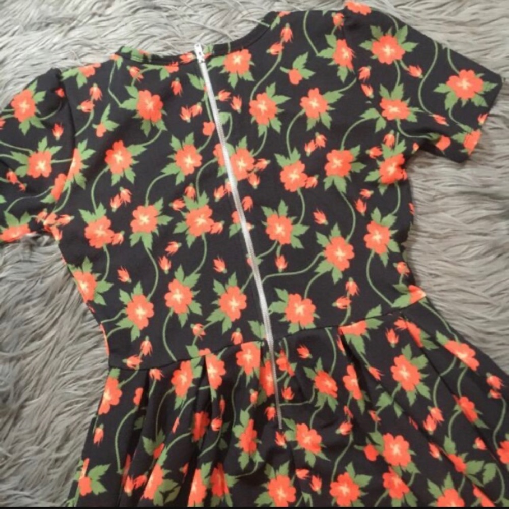 Lularoe Amelia Dress Size Medium M Orange Floral